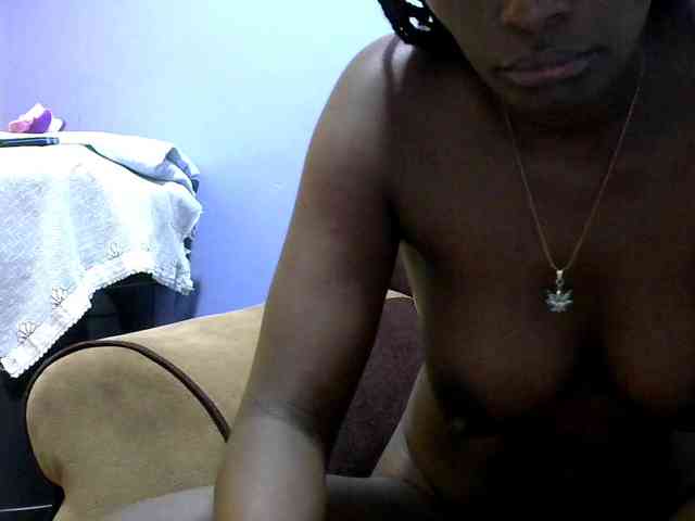 Africanpretty22 webcam