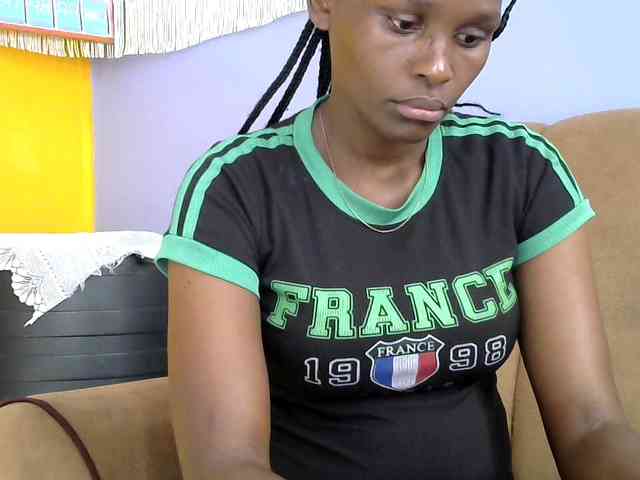 Africanpretty22 webcam