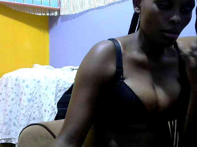 Africanpretty22 webcam