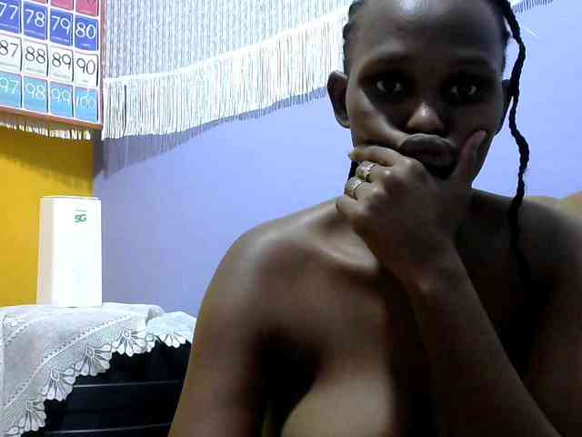 Africanpretty22 webcam