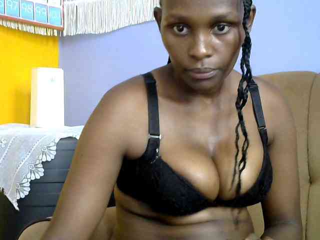 Africanpretty22 webcam