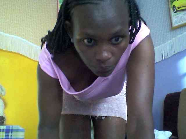 Africanpretty22 webcam