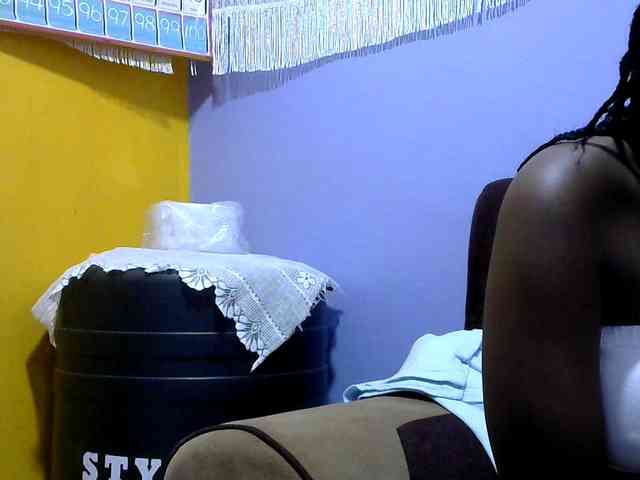 Africanpretty22 webcam