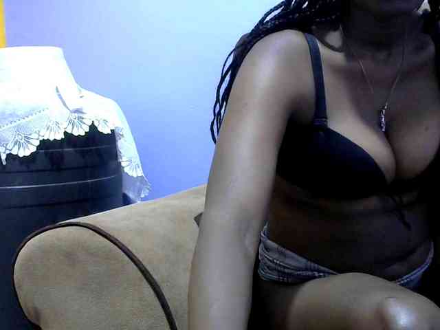 Africanpretty22 webcam