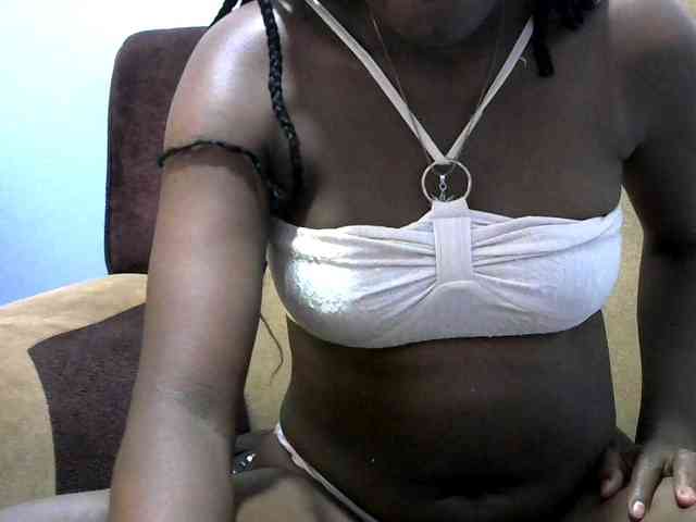 Africanpretty22 webcam