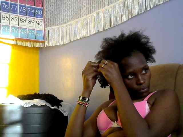 Africanpretty22 webcam