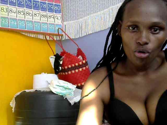 Africanpretty22 webcam