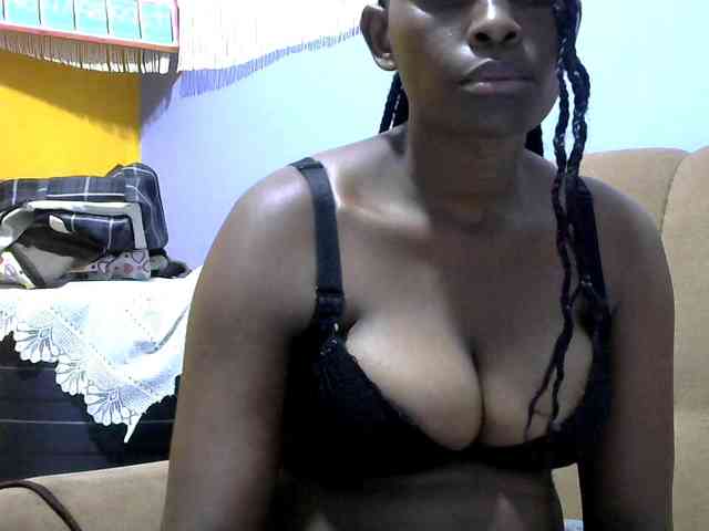 Africanpretty22 webcam