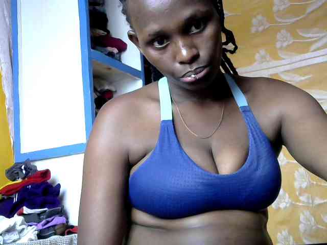 Africanpretty22 webcam