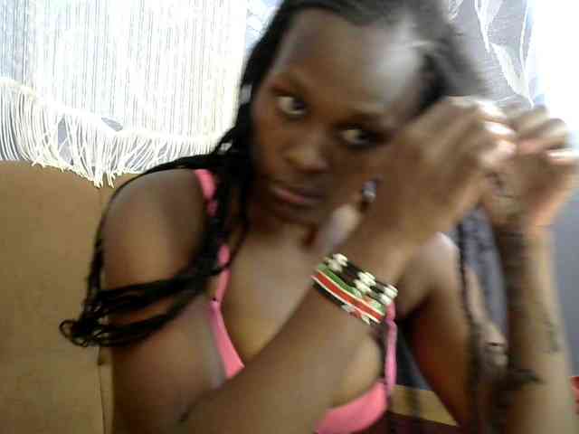 Africanpretty22 webcam