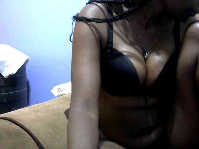 Africanpretty22 webcam