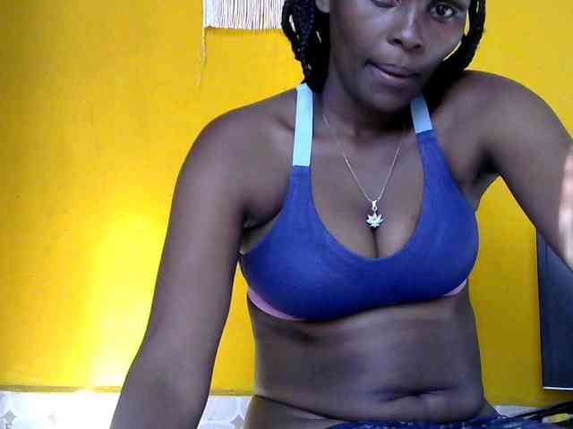 Africanpretty22 webcam