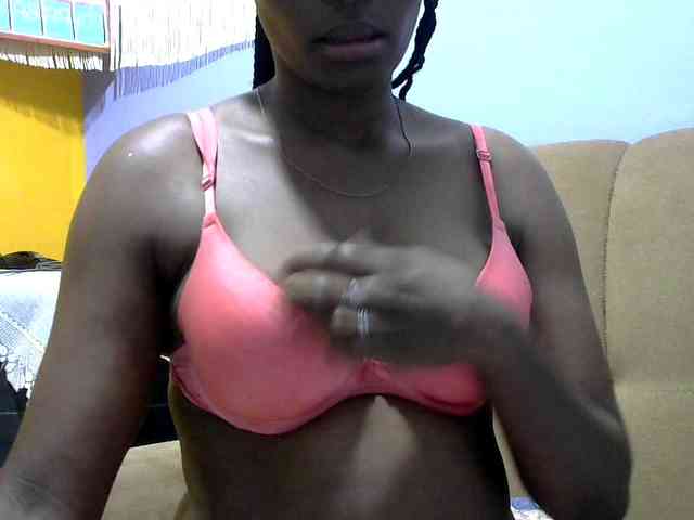 Africanpretty22 webcam