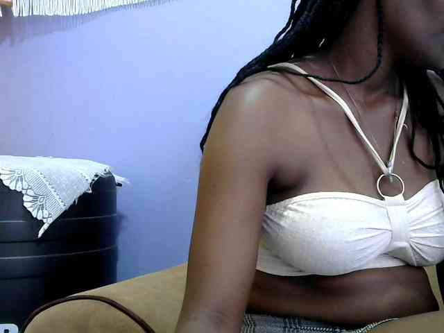 Africanpretty22 webcam