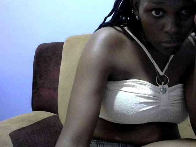Africanpretty22 webcam