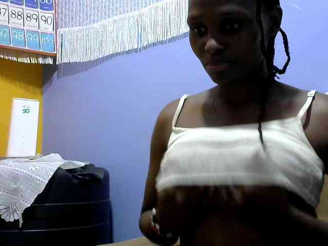 Africanpretty22 webcam