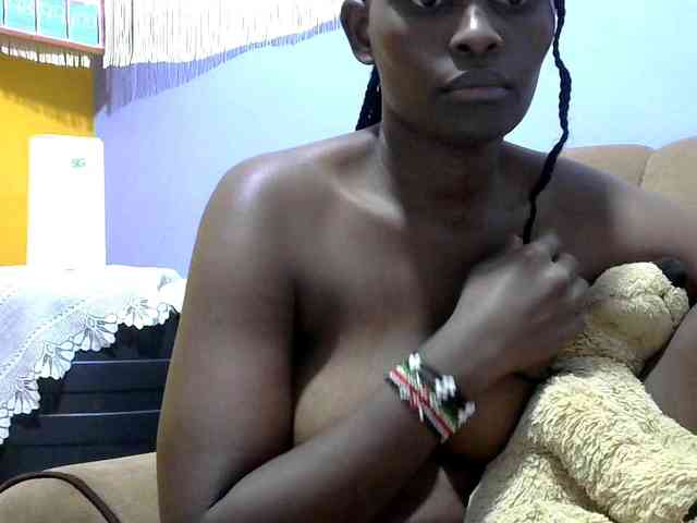 Africanpretty22 webcam