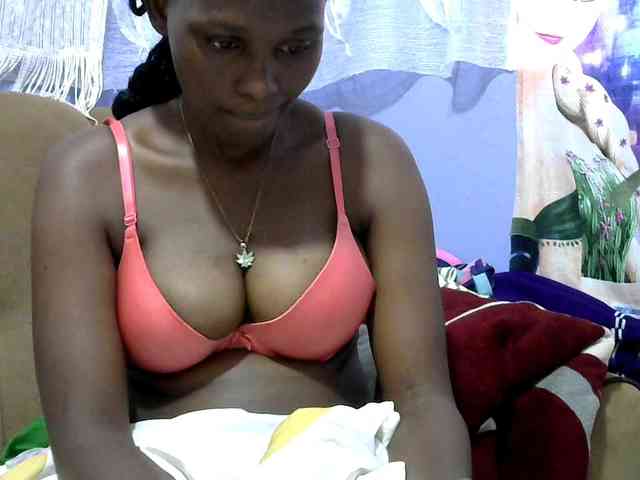 Africanpretty22 webcam
