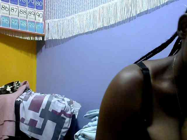 Africanpretty22 webcam