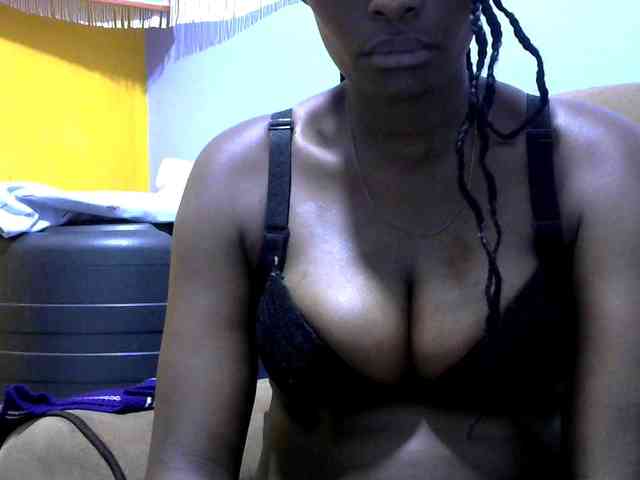 Africanpretty22 webcam