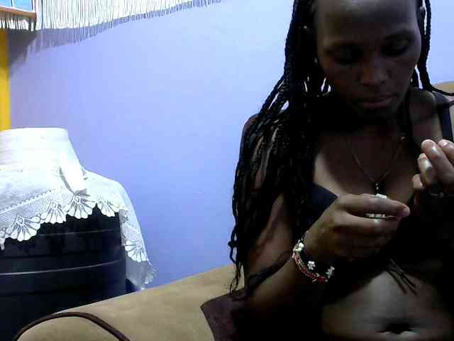 Africanpretty22 webcam