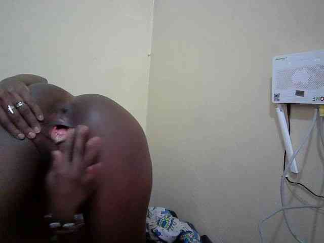 Africanpretty22 webcam