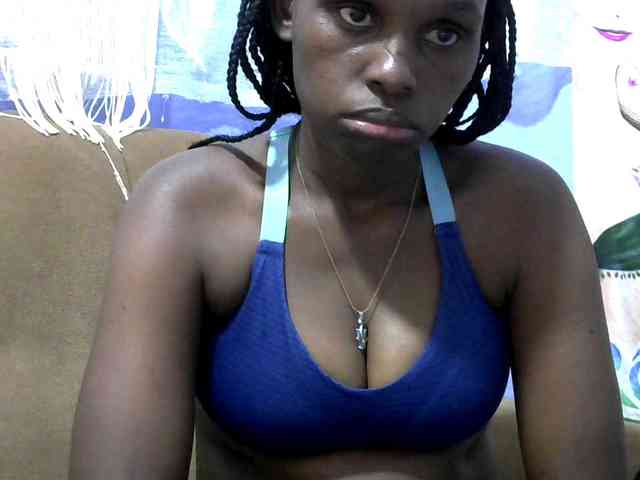 Africanpretty22 webcam