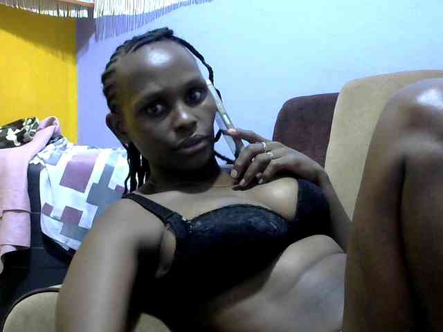 Africanpretty22 webcam