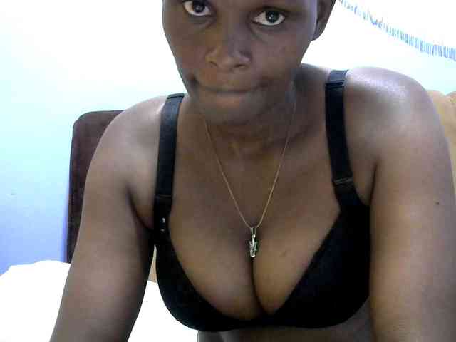 Africanpretty22 webcam
