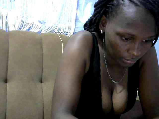 Africanpretty22 webcam