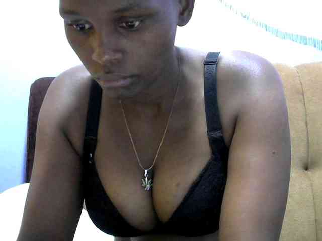 Africanpretty22 webcam