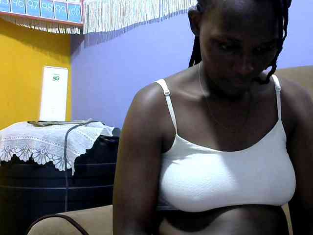 Africanpretty22 webcam