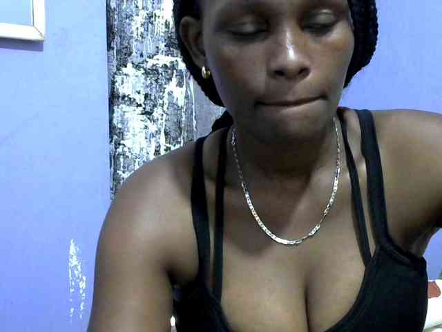 Africanpretty22 webcam