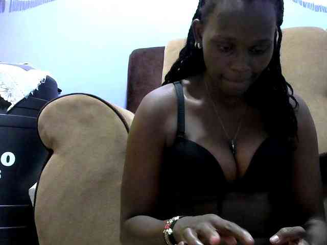 Africanpretty22 webcam