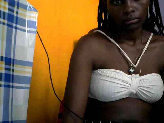 Africanpretty22 webcam