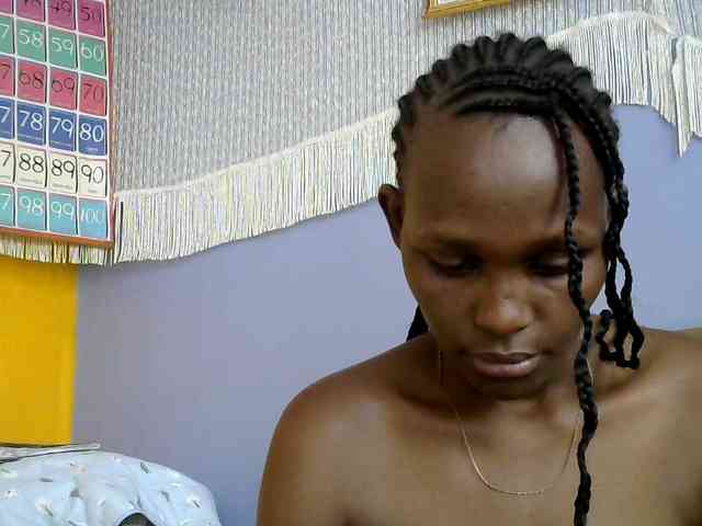 Africanpretty22 webcam