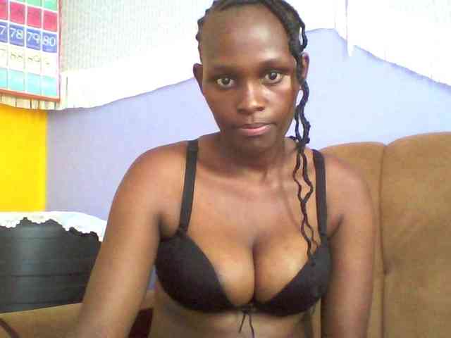 Africanpretty22 webcam