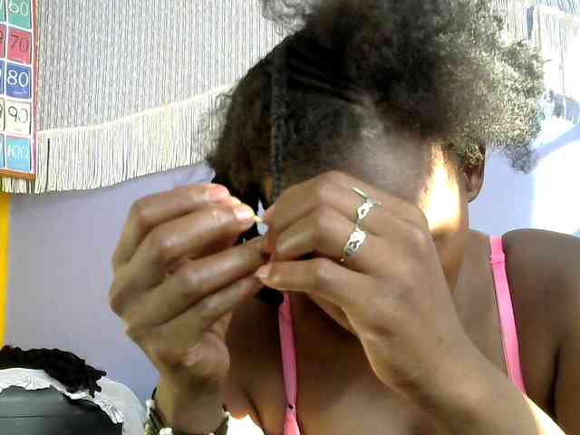 Africanpretty22 webcam