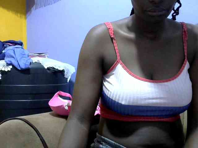 Africanpretty22 webcam