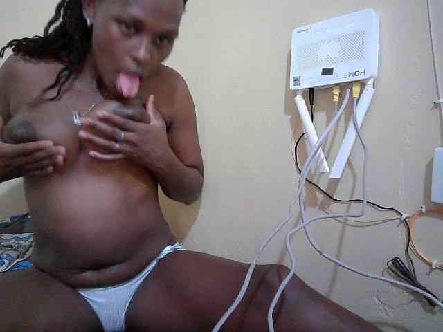 Africanpretty22 webcam
