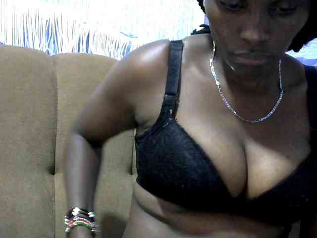 Africanpretty22 webcam
