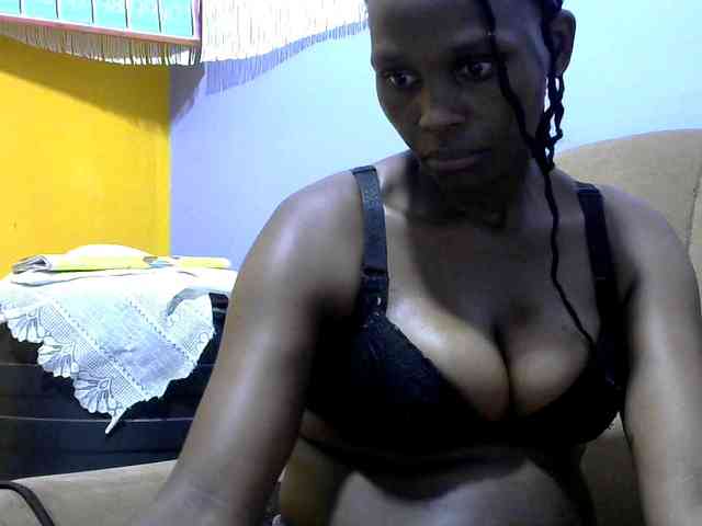 Africanpretty22 webcam