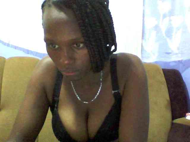 Africanpretty22 webcam