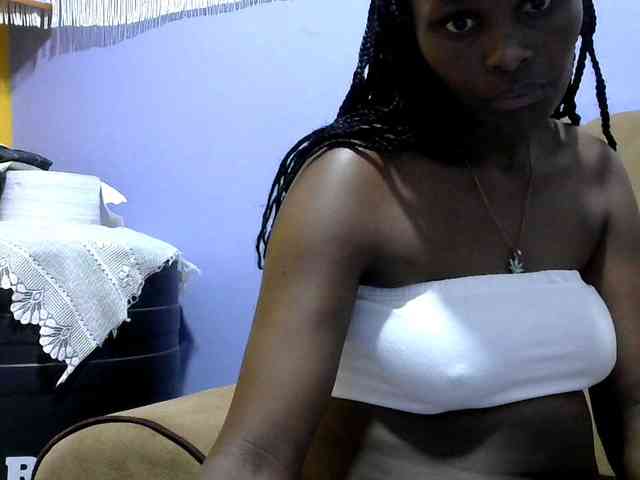 Africanpretty22 webcam