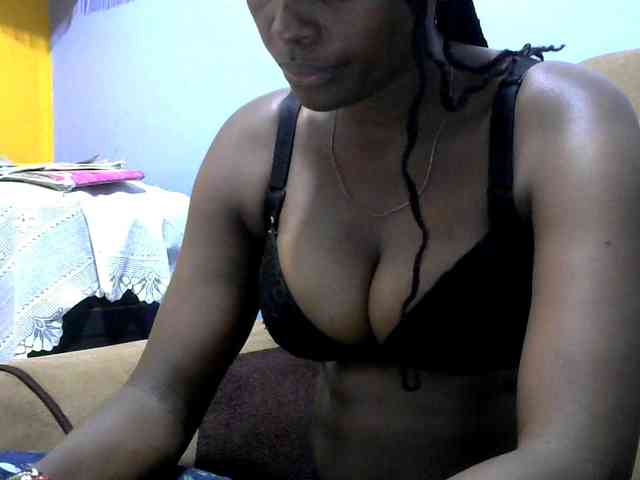 Africanpretty22 webcam