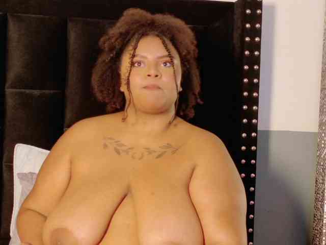 hotkittyebony hotkittyebony