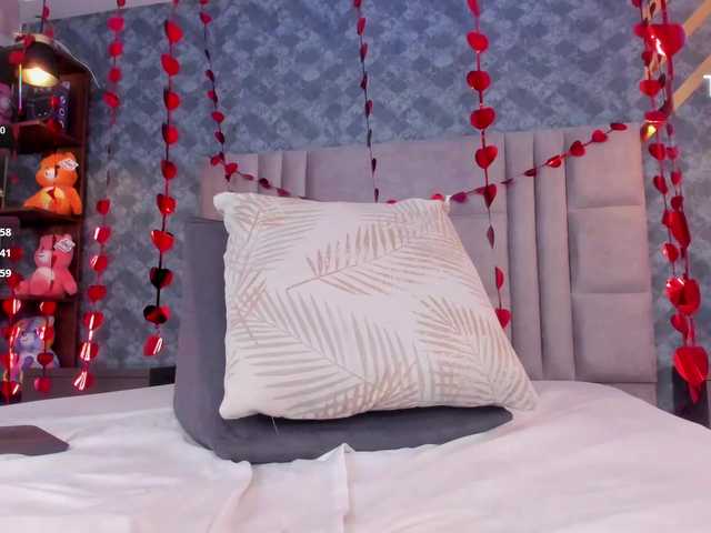 SofiCruz's BongaCams show and profile