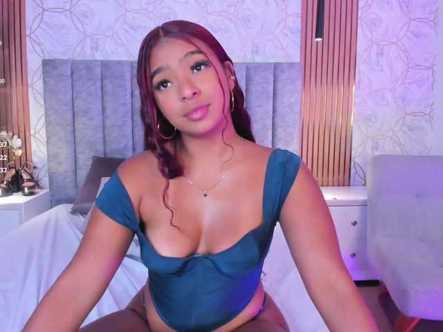 SofiCruz's BongaCams show and profile