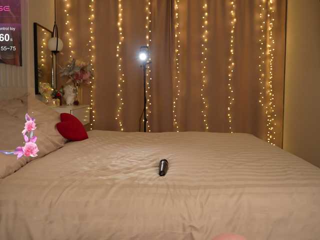 MilaLuxe – webcam model profile photo