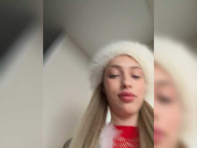 MilaLuxe – webcam model profile photo